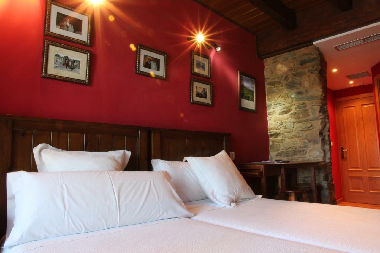 Micro-Hostal La Puerta Del Perdon Villafranca Del Bierzo Εξωτερικό φωτογραφία
