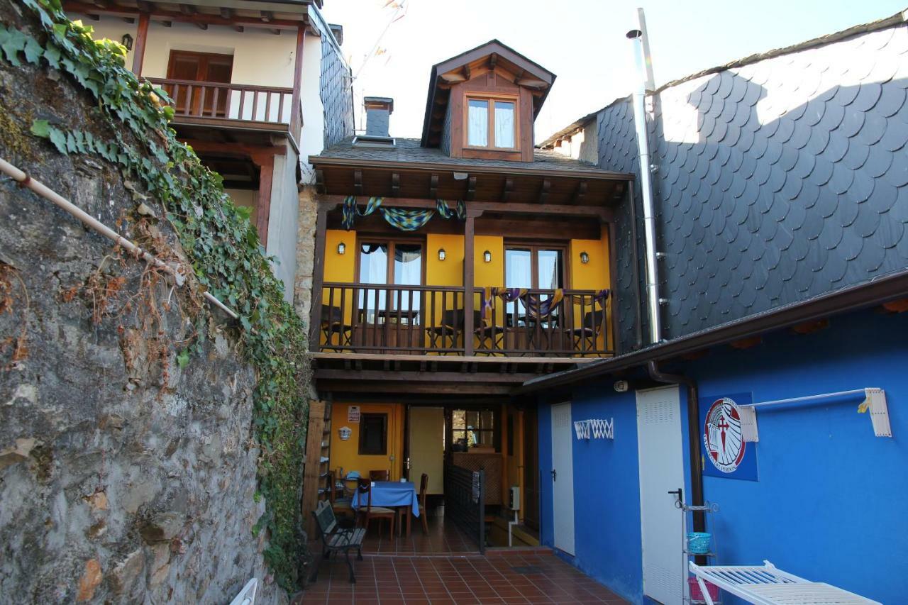 Micro-Hostal La Puerta Del Perdon Villafranca Del Bierzo Εξωτερικό φωτογραφία