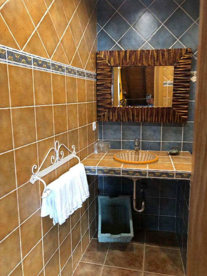 Micro-Hostal La Puerta Del Perdon Villafranca Del Bierzo Εξωτερικό φωτογραφία
